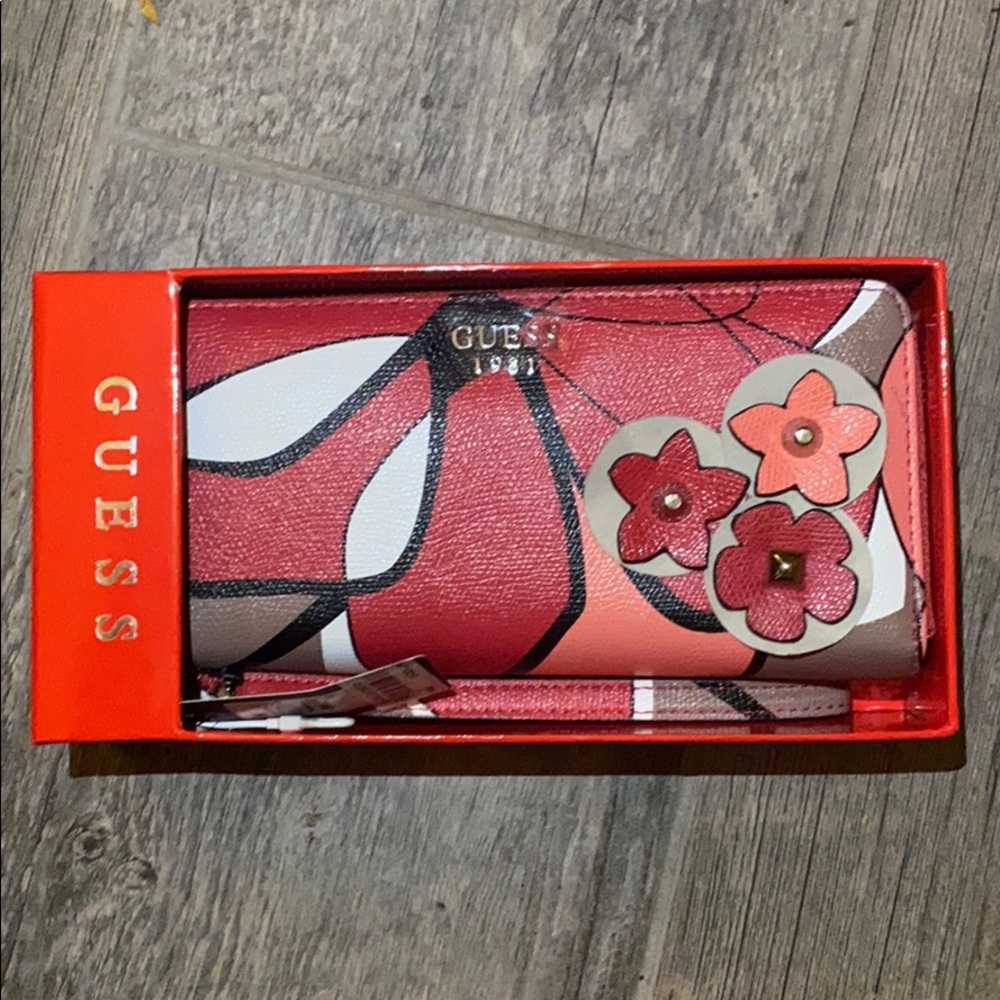 Guess Wallet